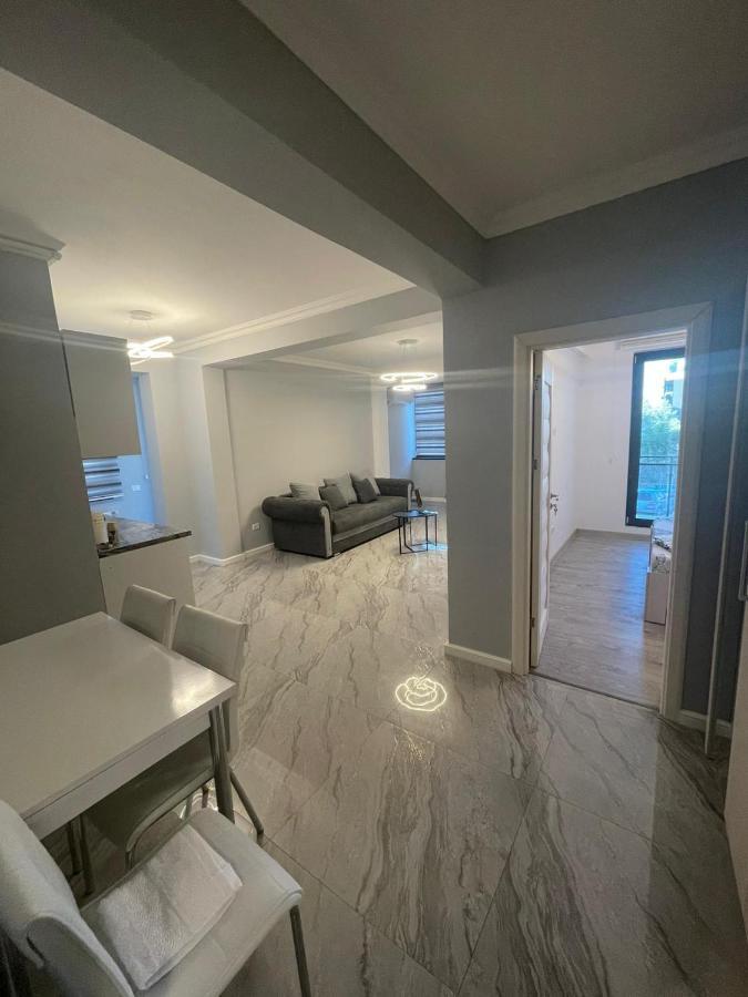 B&P Apartments Mamaia Nord 5 Năvodari Eksteriør billede